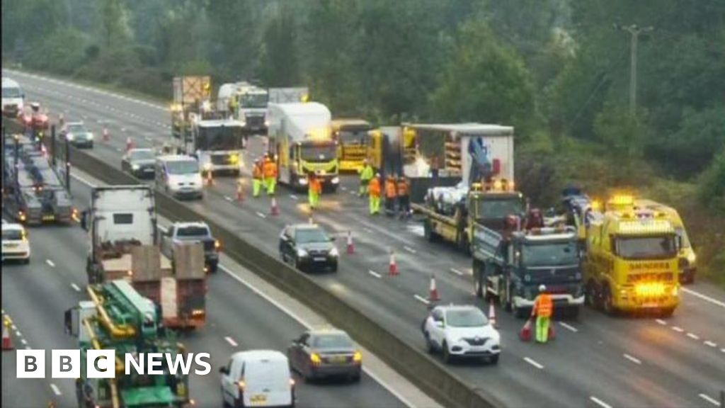 Ten kilometers of traffic after "serious" truck fire.